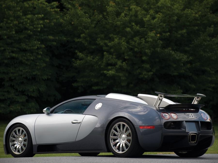  Bugatti Veyron 16.4 2005 года  (US) (фото 8 из 17)